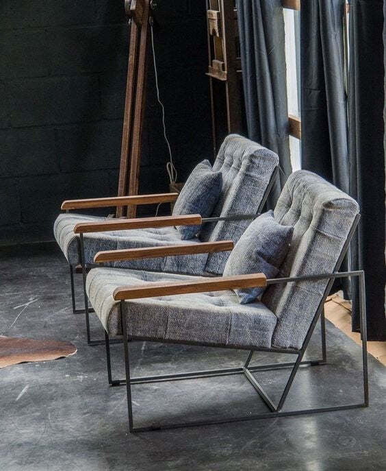 RAYMOND LOUNGE CHAIR